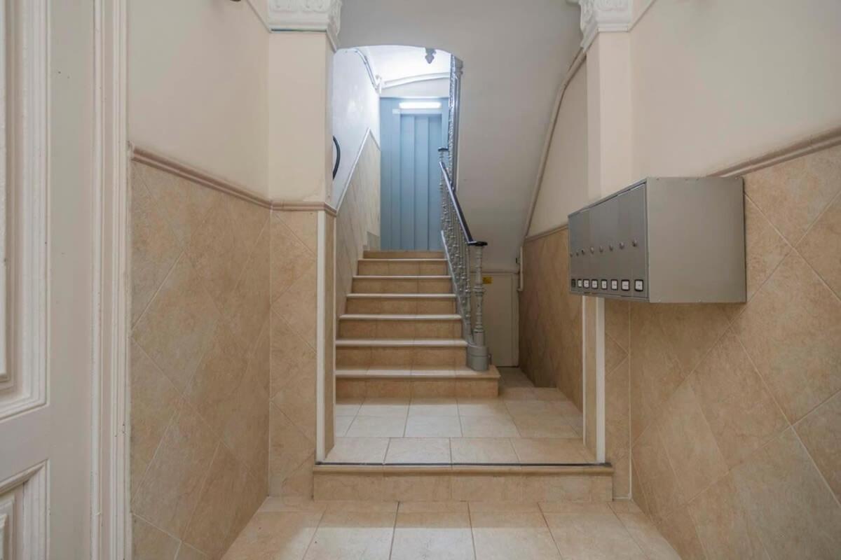 Exclusive 2 Bedroom Apartment In The City Center Barcelona Exterior foto