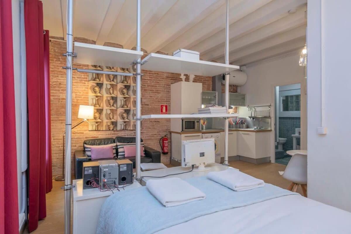 Exclusive 2 Bedroom Apartment In The City Center Barcelona Exterior foto